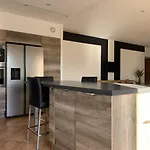 Villa De 137 M2 Au Calme